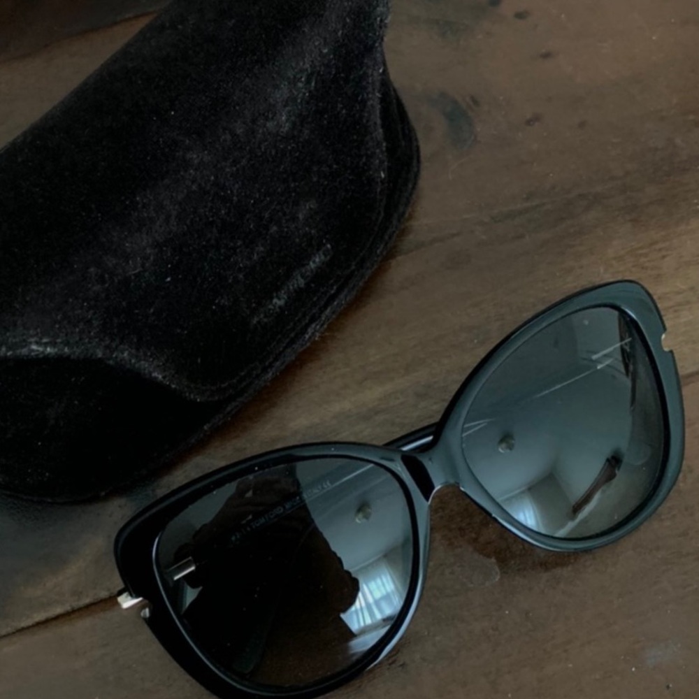 Tom Ford Linda butterfly sunglasses in black